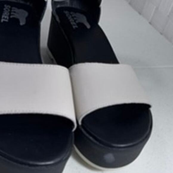 NEW! "SOREL" Cameron Flatform Ankle Strap Sandals, Open Toe, Black, Small Scuff - Picture 8 of 9